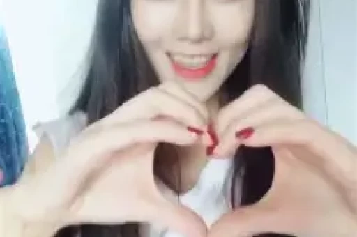 一天4个瓜景甜被曝、Coco冻卵、顶流小花新恋情都是大瓜