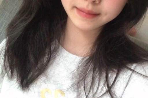 佟丽娅五一晒出美照与陈思诚离婚多年后如今美得一发不可收拾
